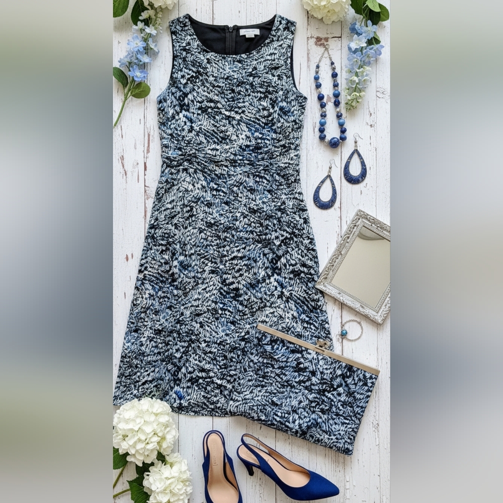 Dress - Picture 13 of 15